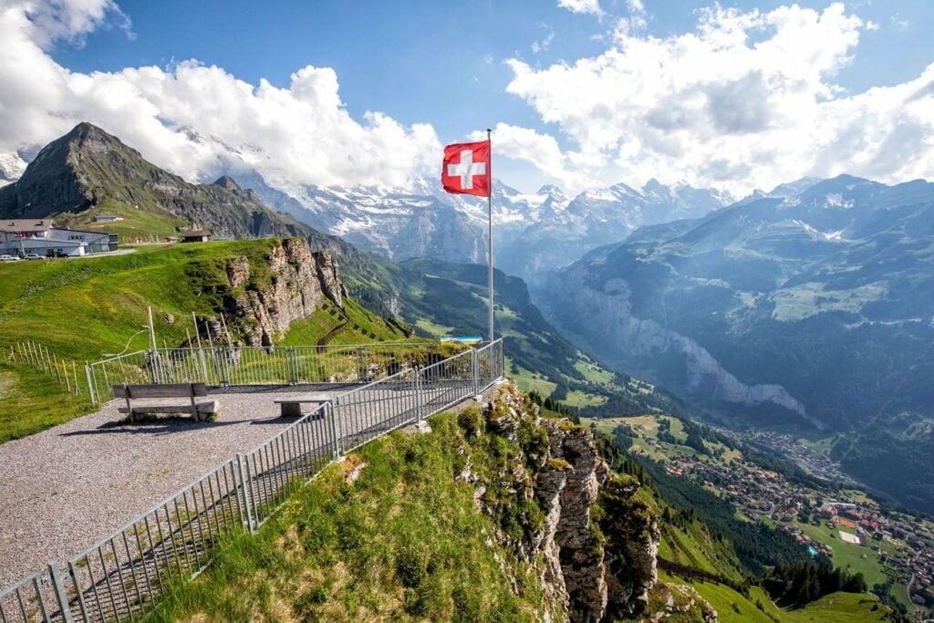 Unternehmen mit Finanz- und Kryptolizenz in der Schweiz zu verkaufen
