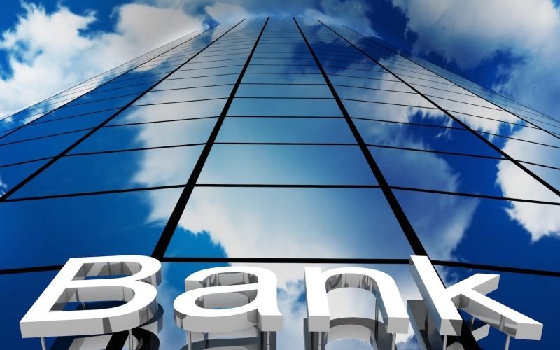 Banco en venta en el Reino Unido