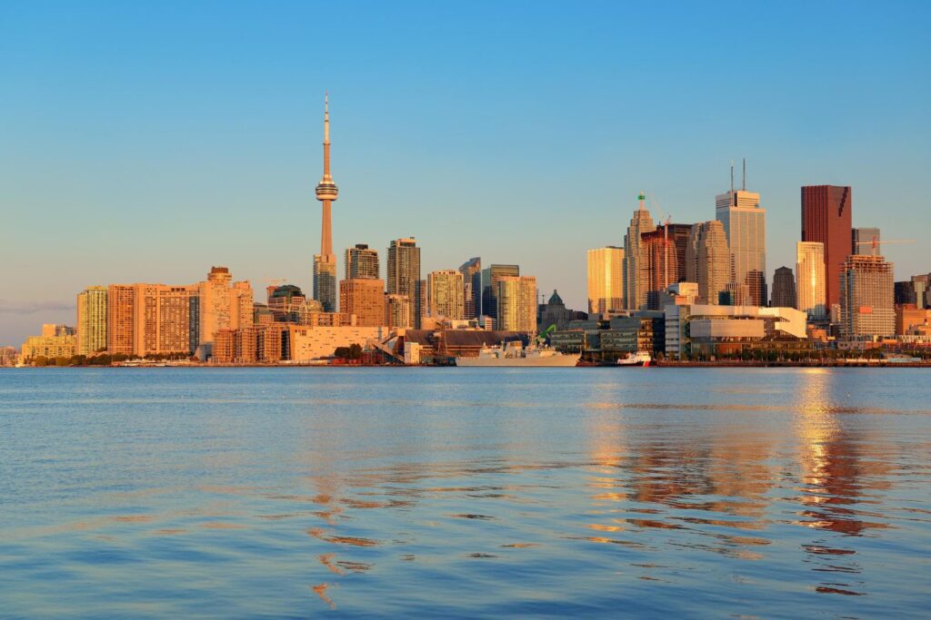 Negocio de servicios monetarios para la venta en Canadá