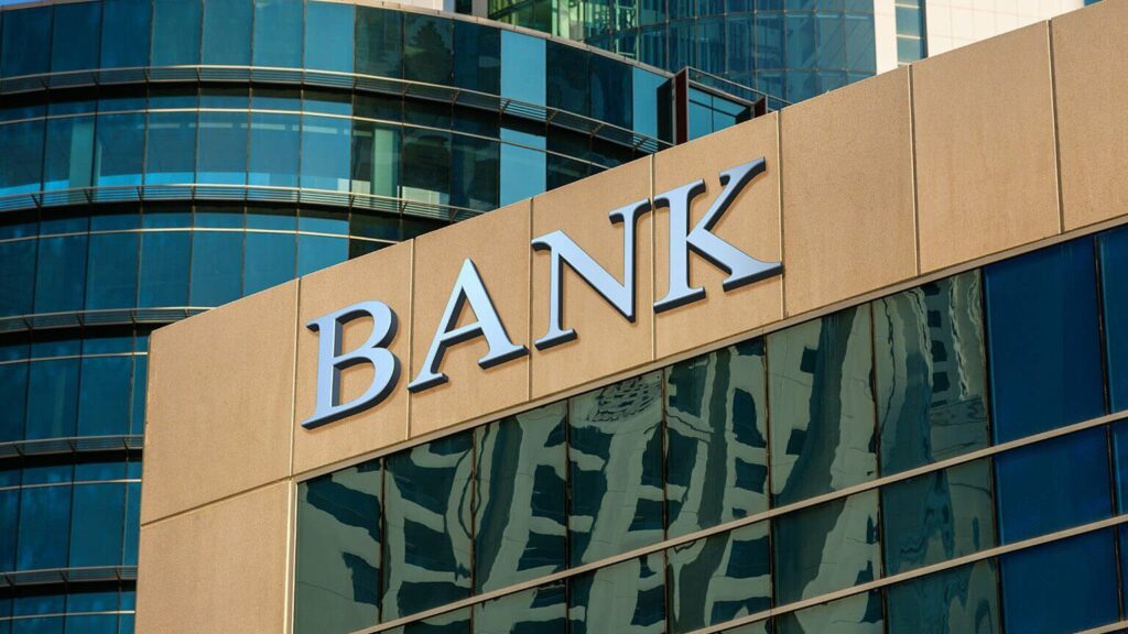 Banco de operaciones en Ucrania en venta