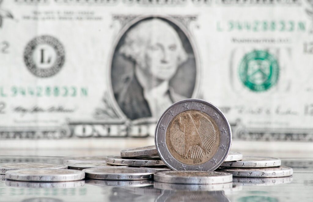 Компания по обмену валюты в Великобритании на продажу