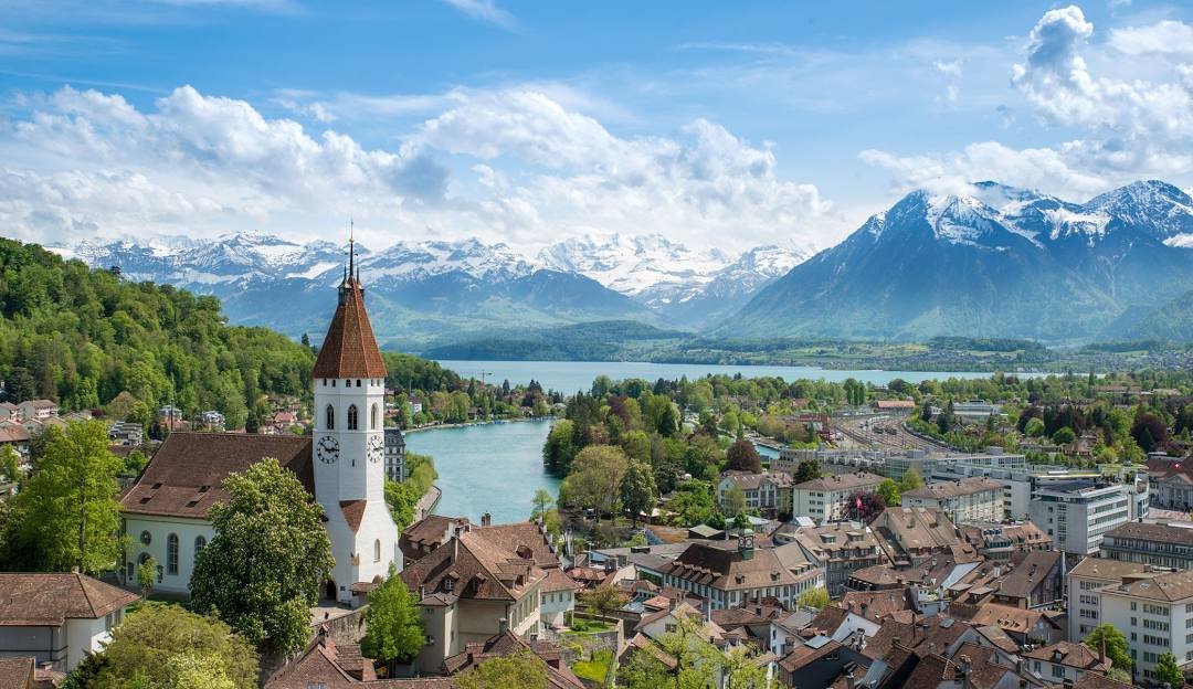 Aged trust in Switzerland, registered in 2000 – for sale