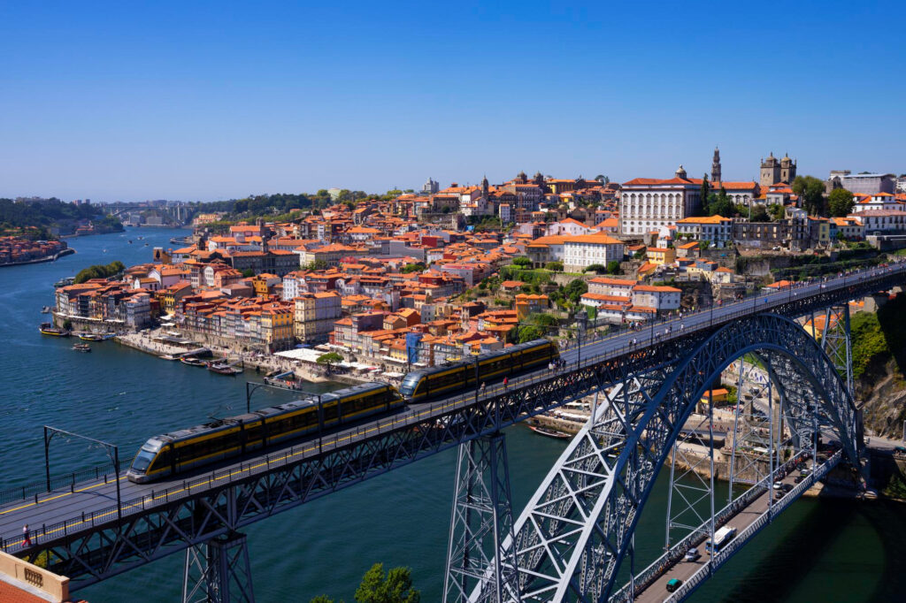 Interpol y abogado internacional de defensa penal en Portugal