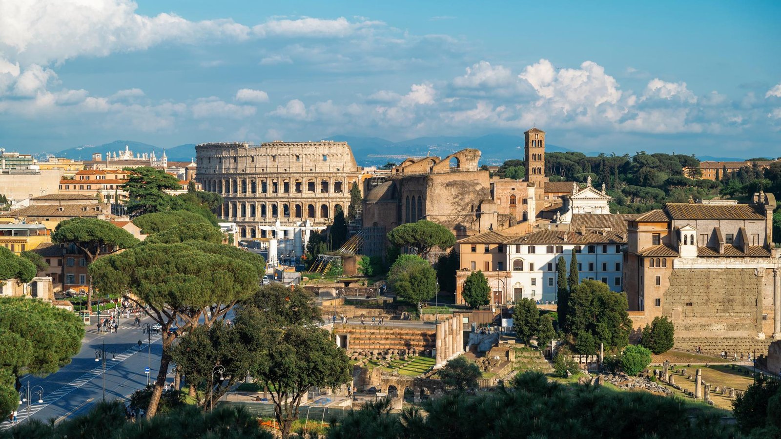 Commercial Attorney Italy