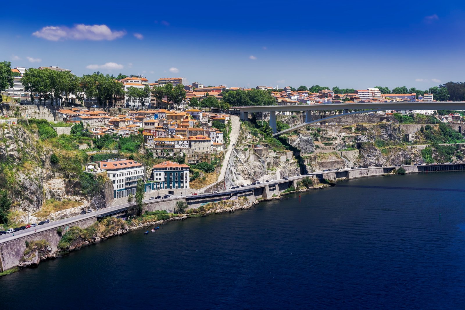 Debt Collection & Enforcement Portugal