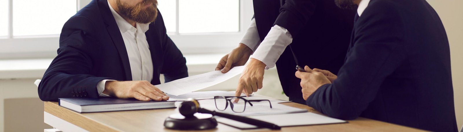 Corporate & Commercial Legal Support Corporate & Commercial Legal Support